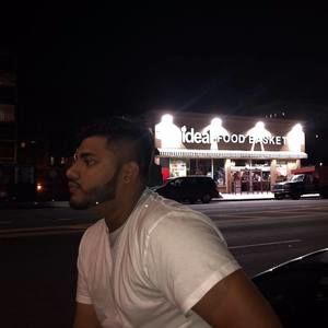 Meet your Posher, Elian